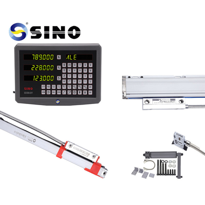 Opération de la fraiseuse SINO KA Linear Glass Grating Ruler avec affichage numérique SDS6-3V